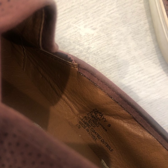 Steve Madden Mauve Slip Ons - Picture 7 of 7